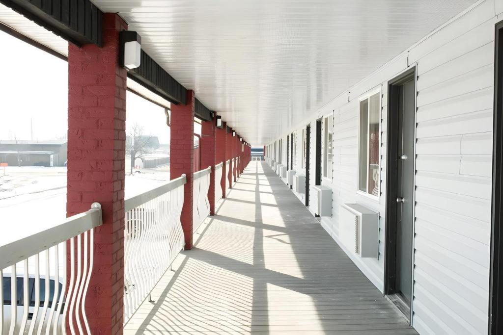 Medicine Hat Inn & Suites Exterior foto